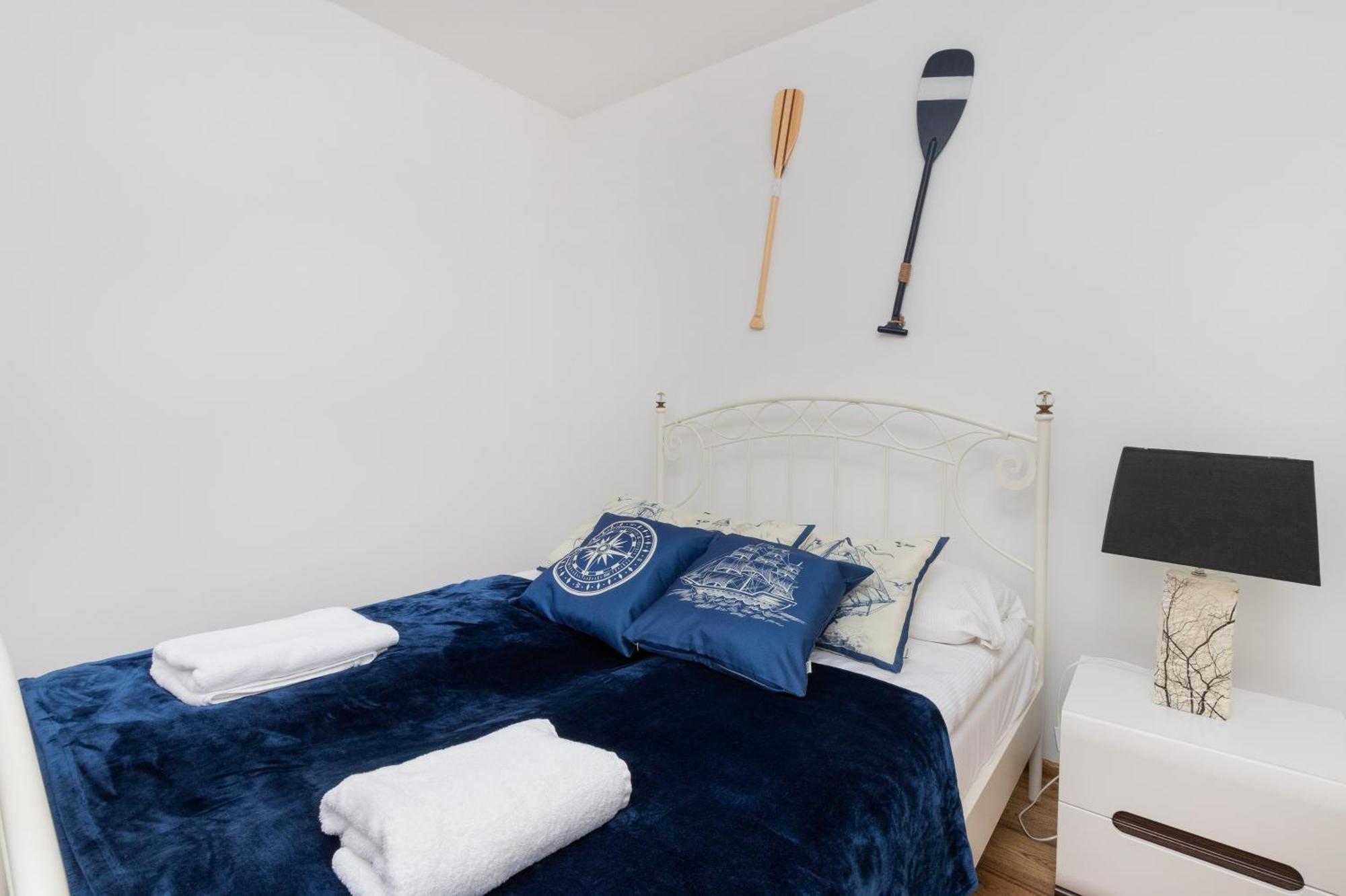 Batorego 7 Apartament With Terrace & Parking Downtown Gdynia By Renters Экстерьер фото
